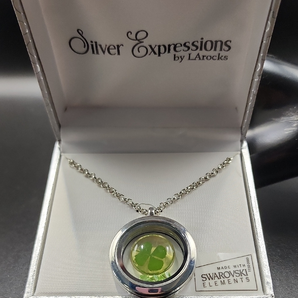 Silver Expressions By LArocks Made With‎ Swarovski Elements Pendant Necklace
